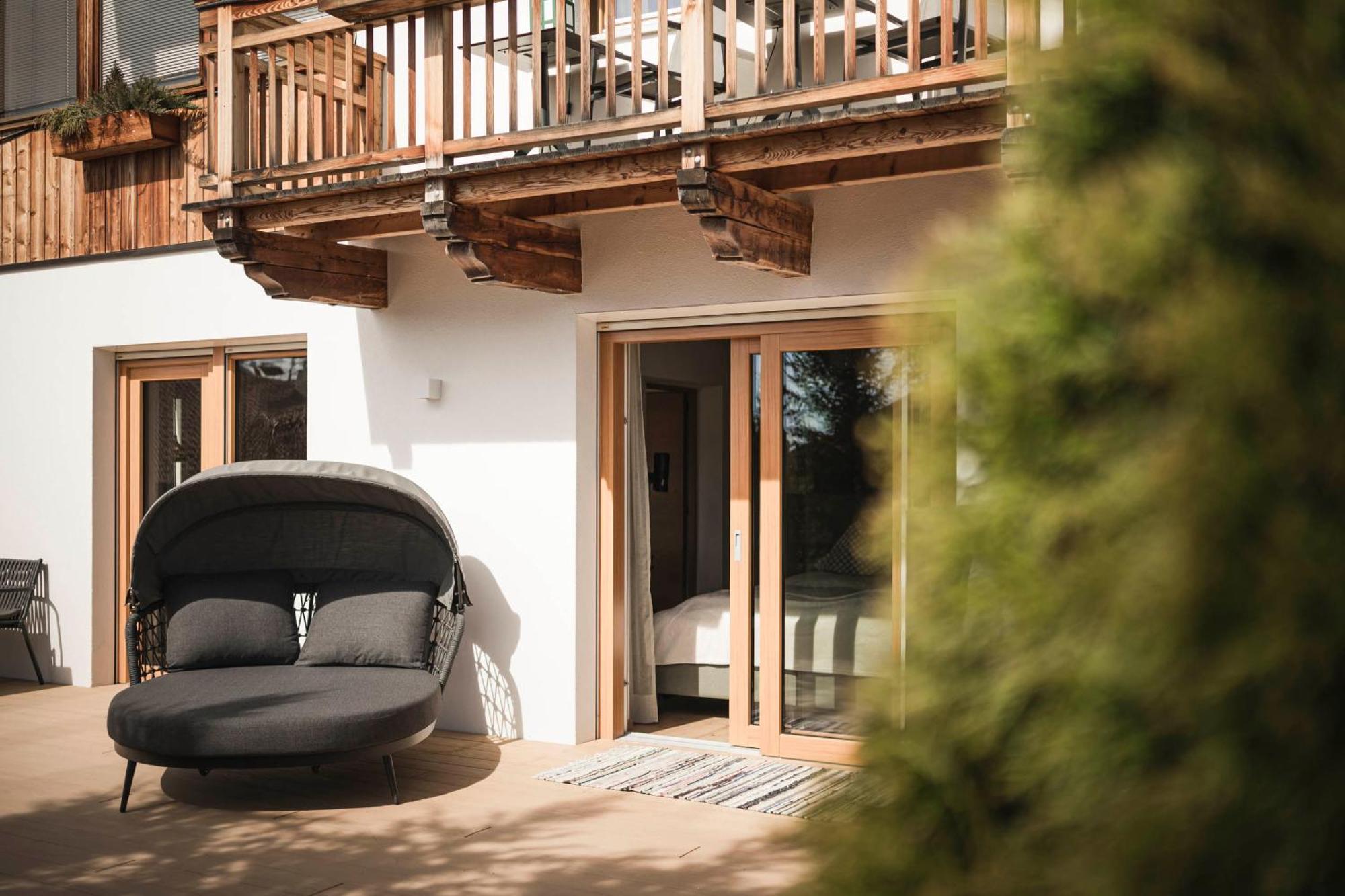 Pension Haus Tirol Лайон Экстерьер фото