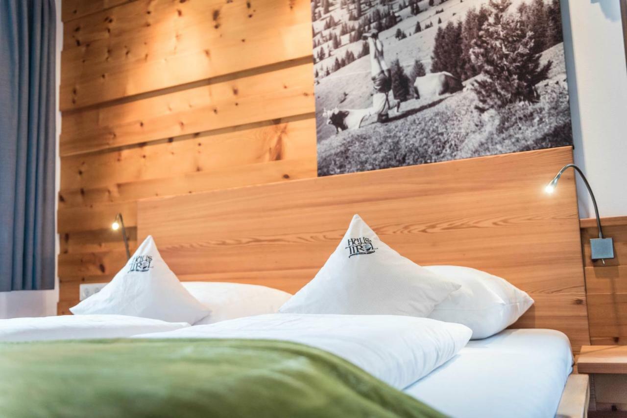 Pension Haus Tirol Лайон Экстерьер фото